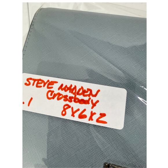 Steve Madden Mini Crossbody Wallet on a Chain Light Gray/Blue Faux Leather - Picture 9 of 9